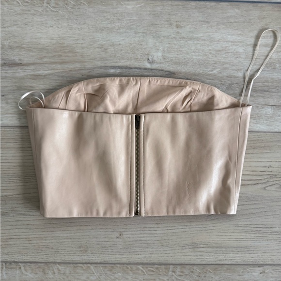 Audrey 3+1 Beige Crop Top - Picture 3 of 3